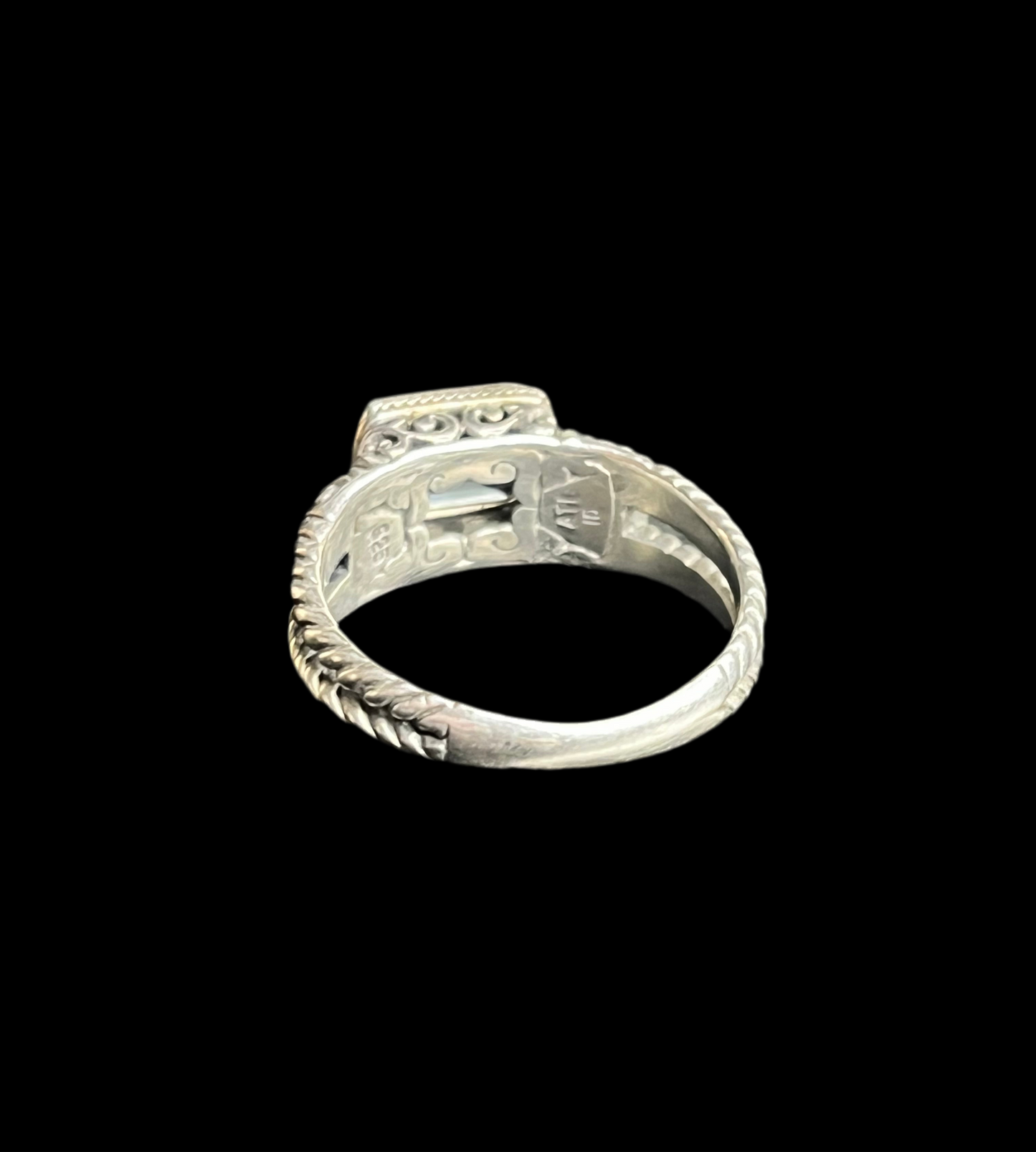 Blue Topaz Sterling Silver Ring - size 8