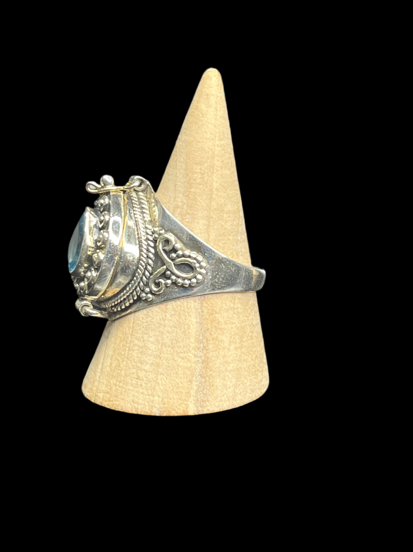 Blue Topaz Poison Ring - size 11