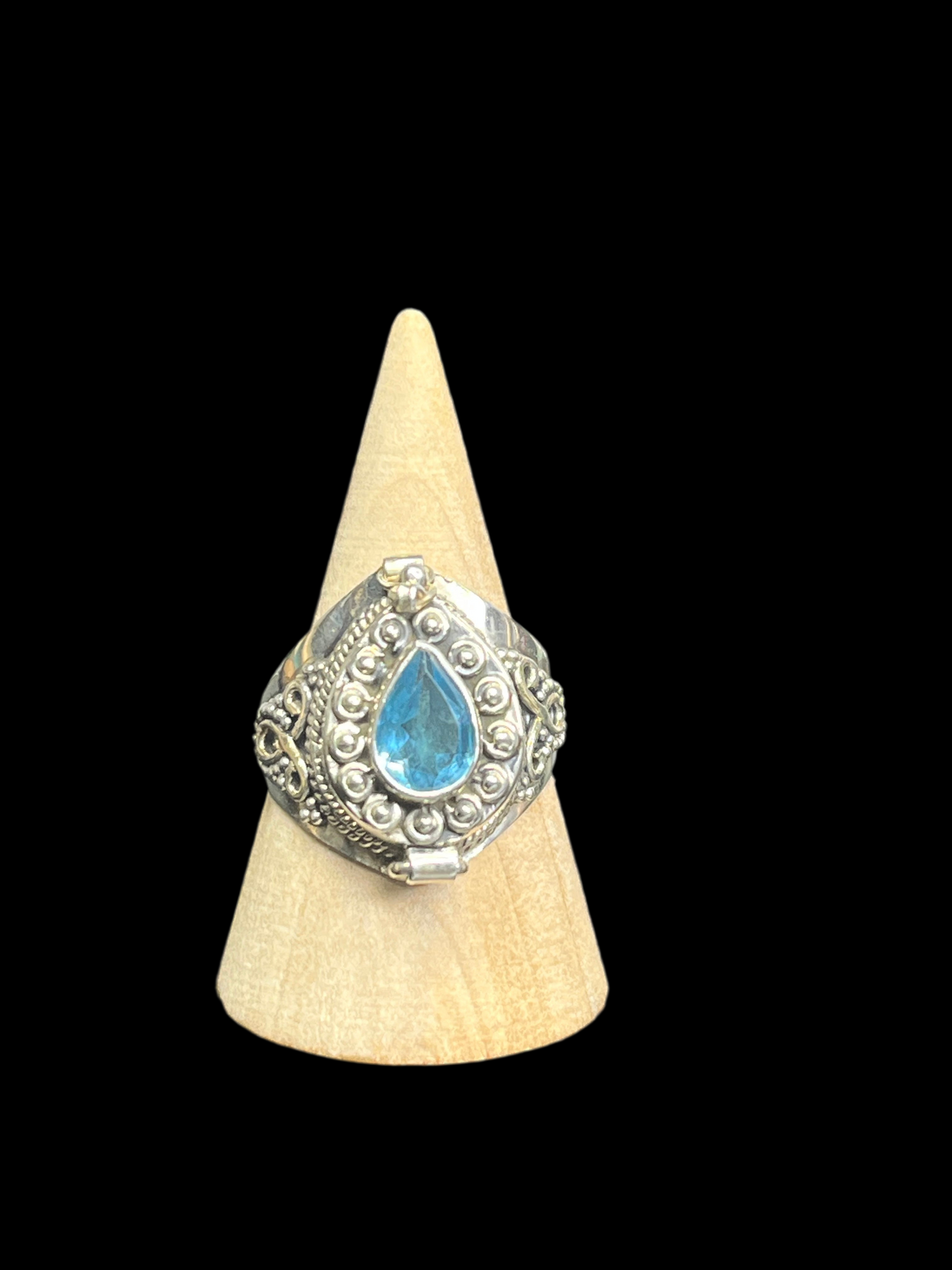 Blue Topaz Poison Ring - size 11