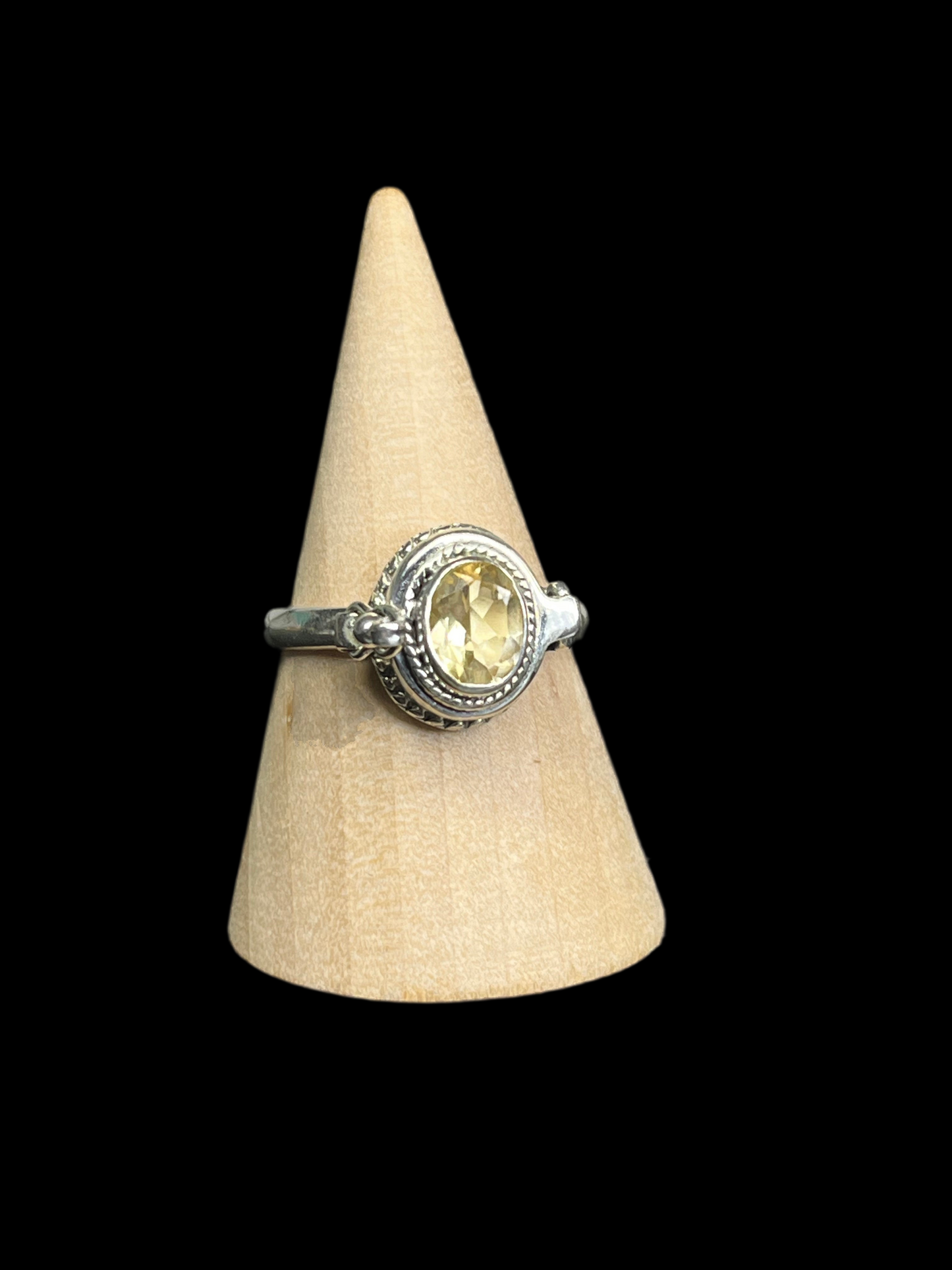 Poison Rings - size 10