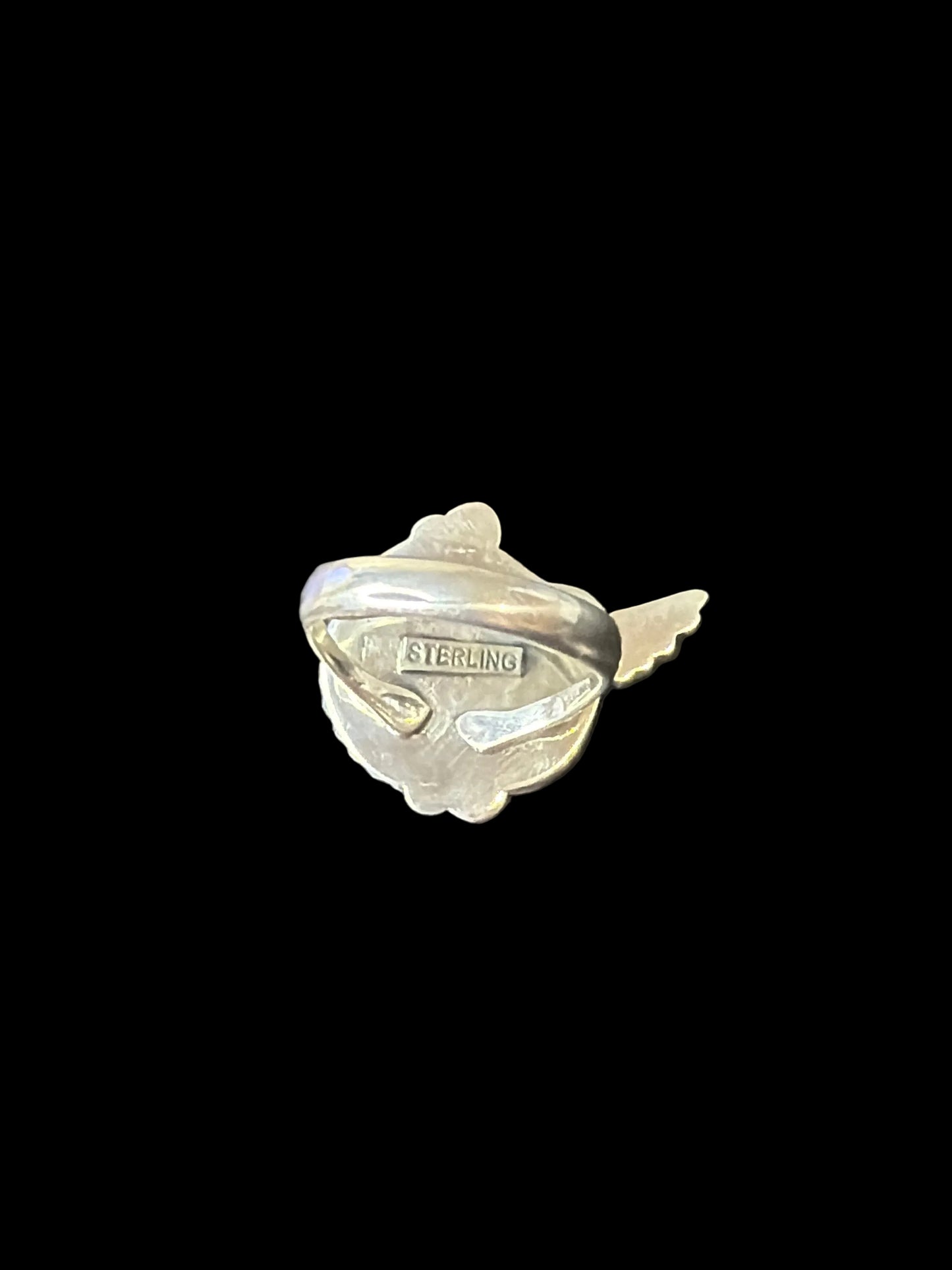 Handcrafted Pink Conch Hummingbird Ring - size 7