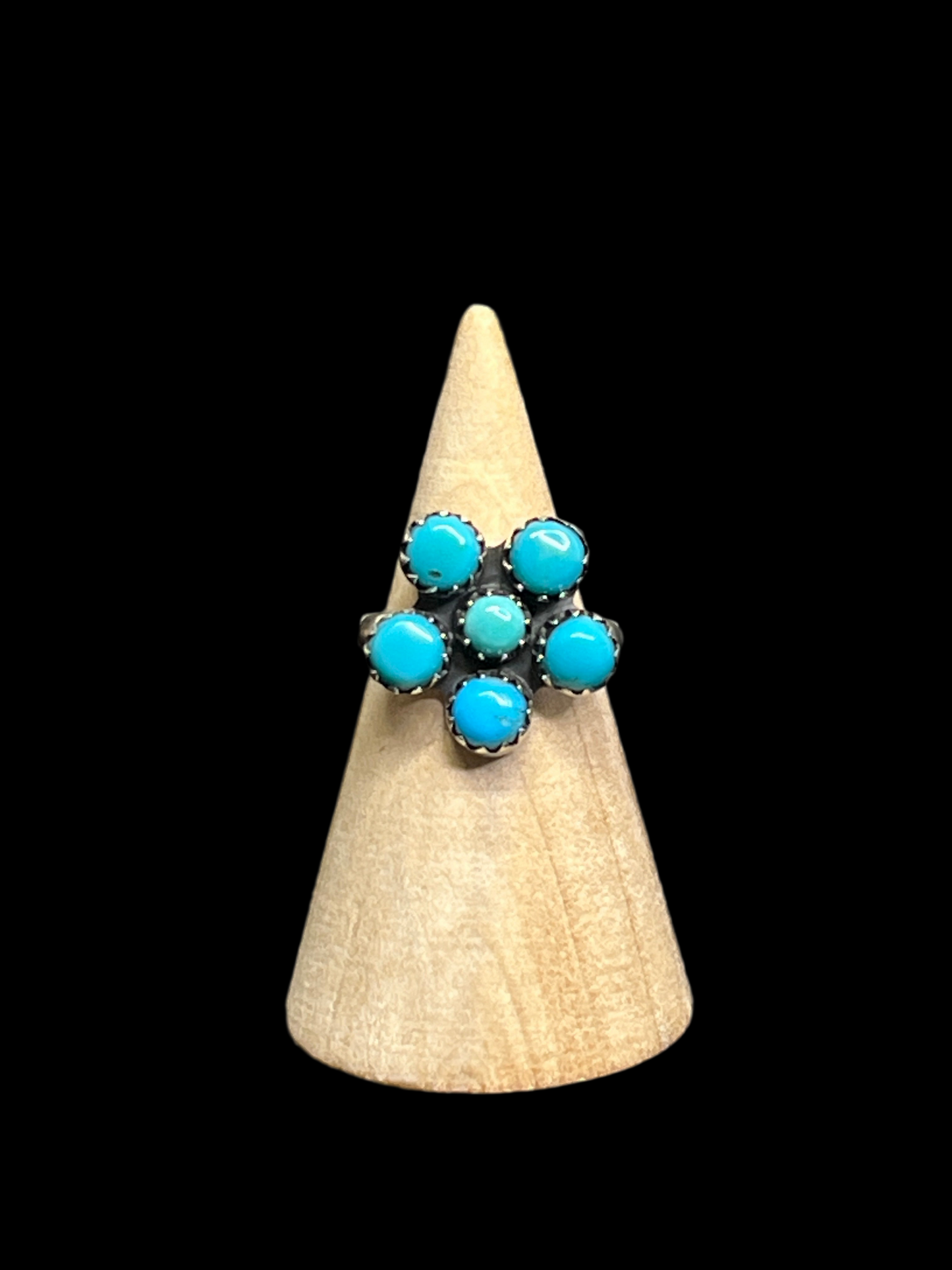 Handcrafted Kingman Turquoise Cluster Ring - size 6