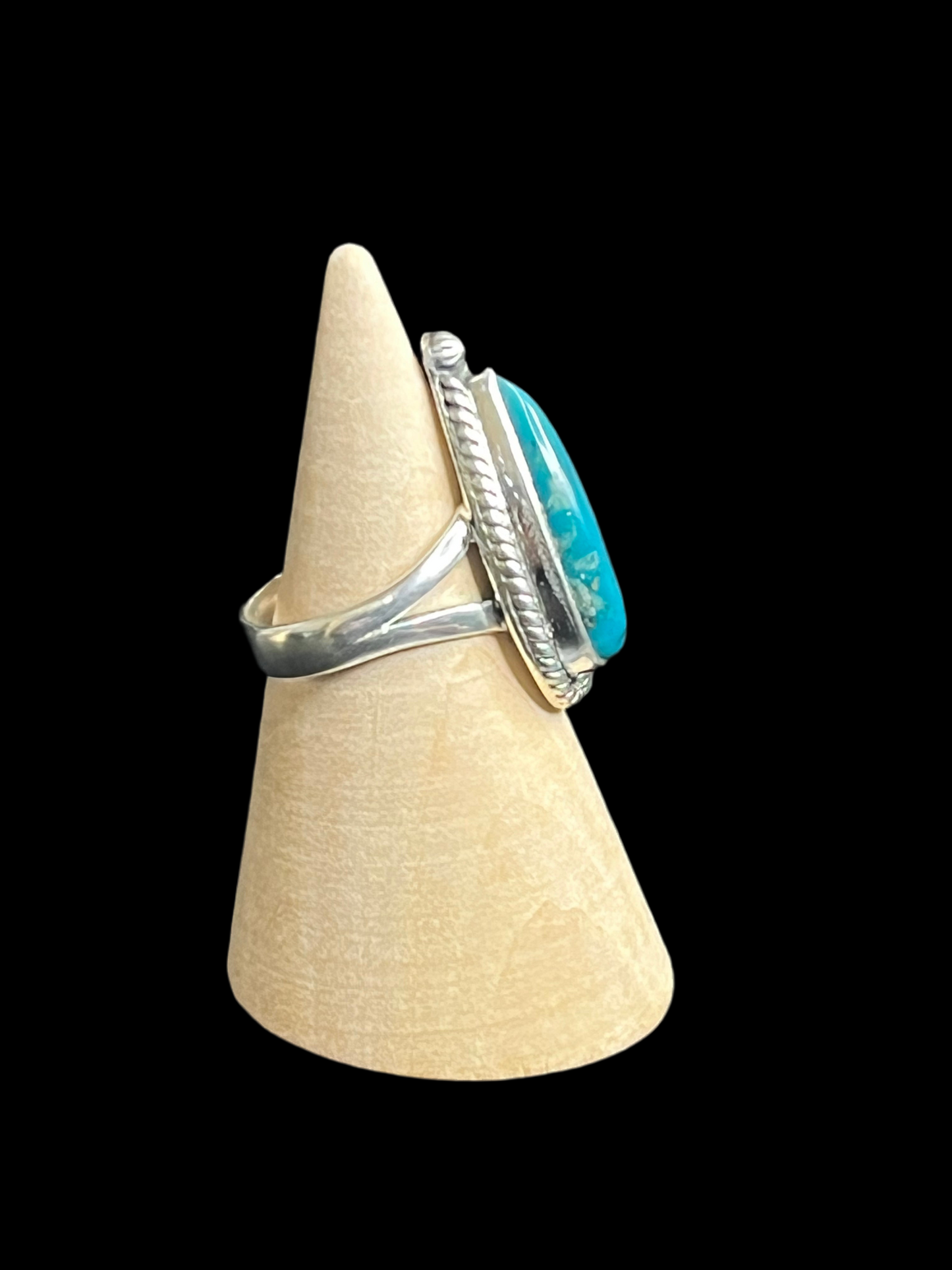 Kingman Turquoise Sterling Silver Ring - size 6