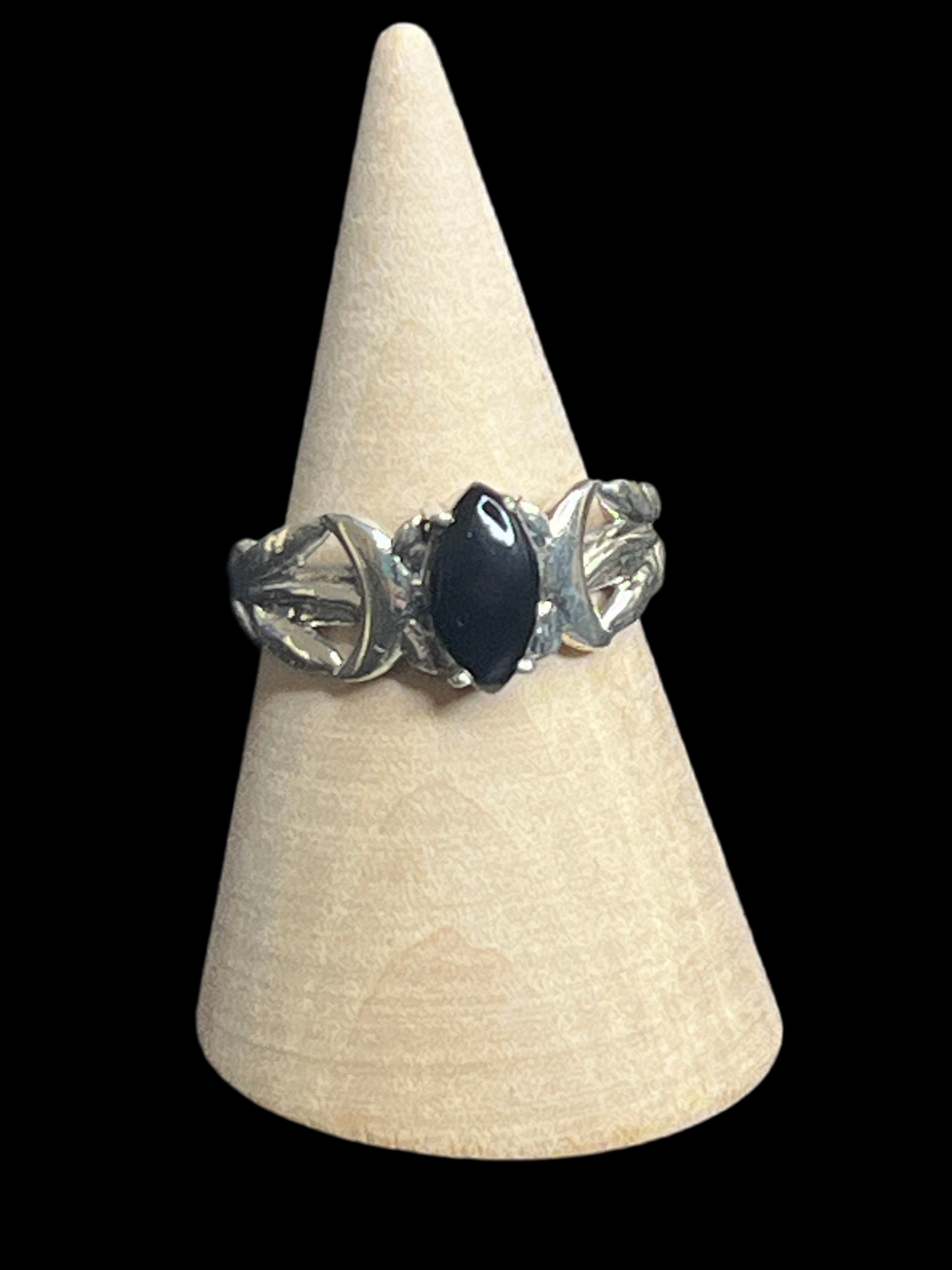 Black Onyx Sterling Silver Ring - size 7.5