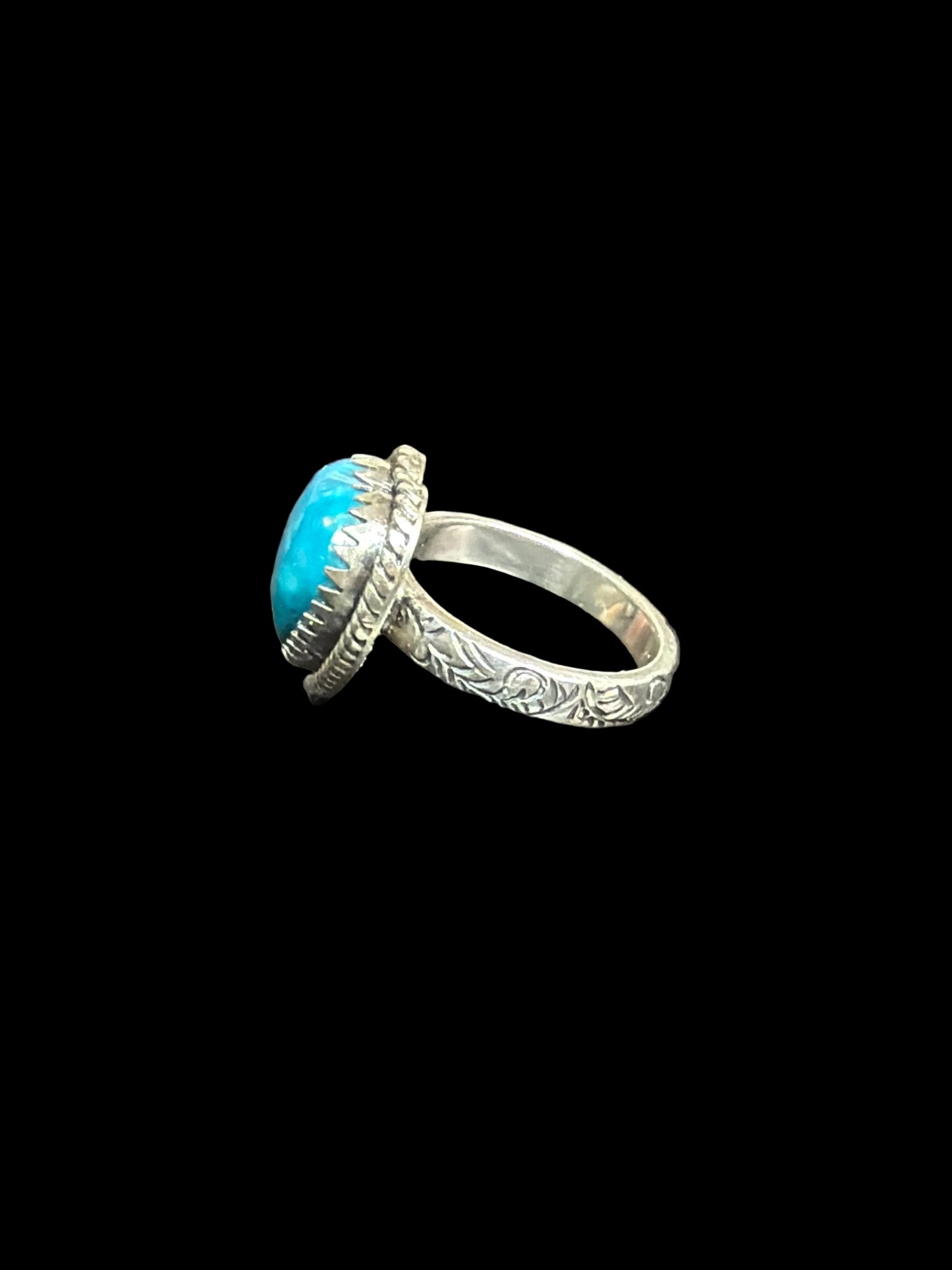 Handcrafted Kingman Turquoise Heart Ring - size 8