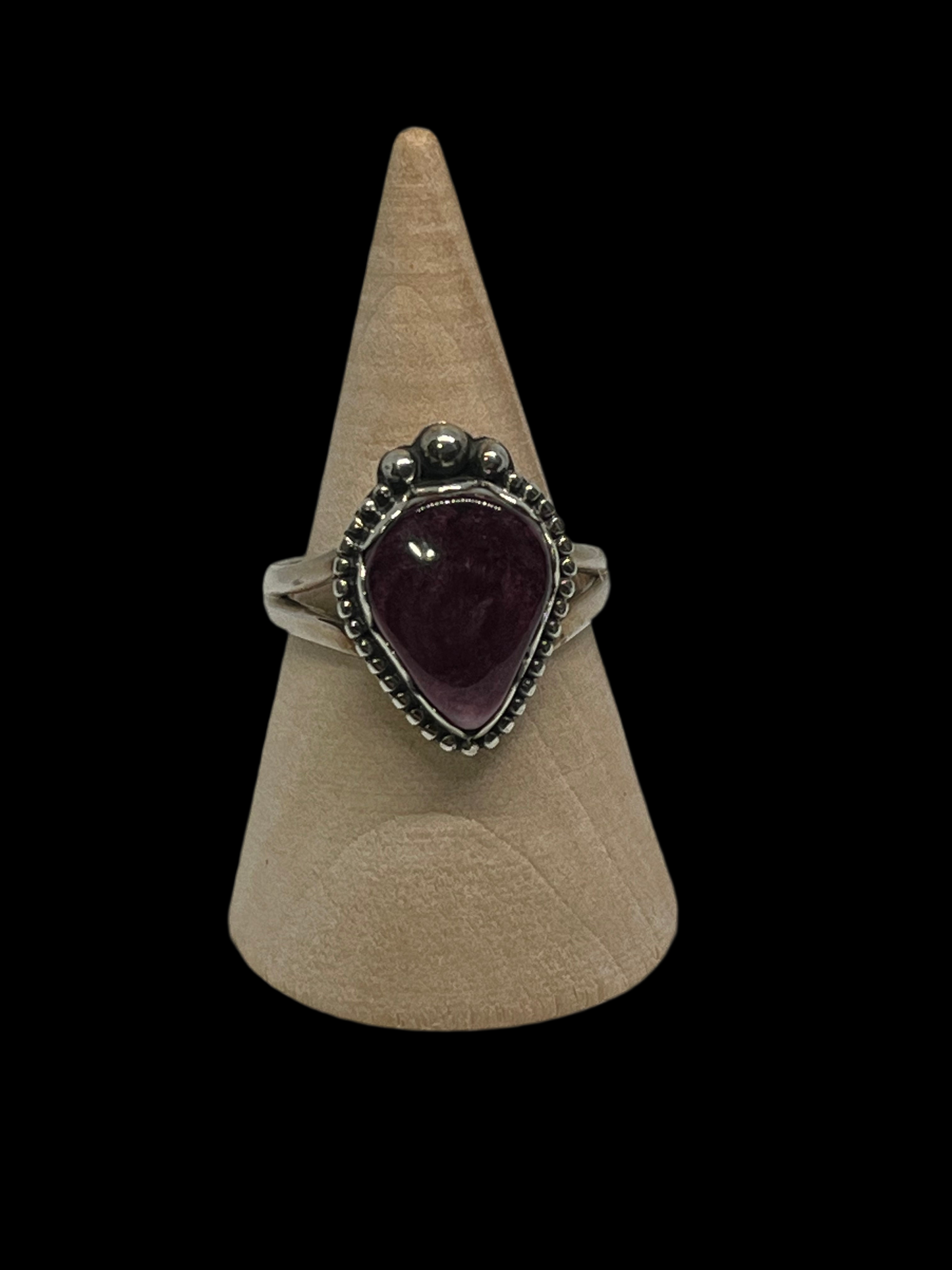 Purple Spiny Oyster Sterling Silver Ring - Size 10