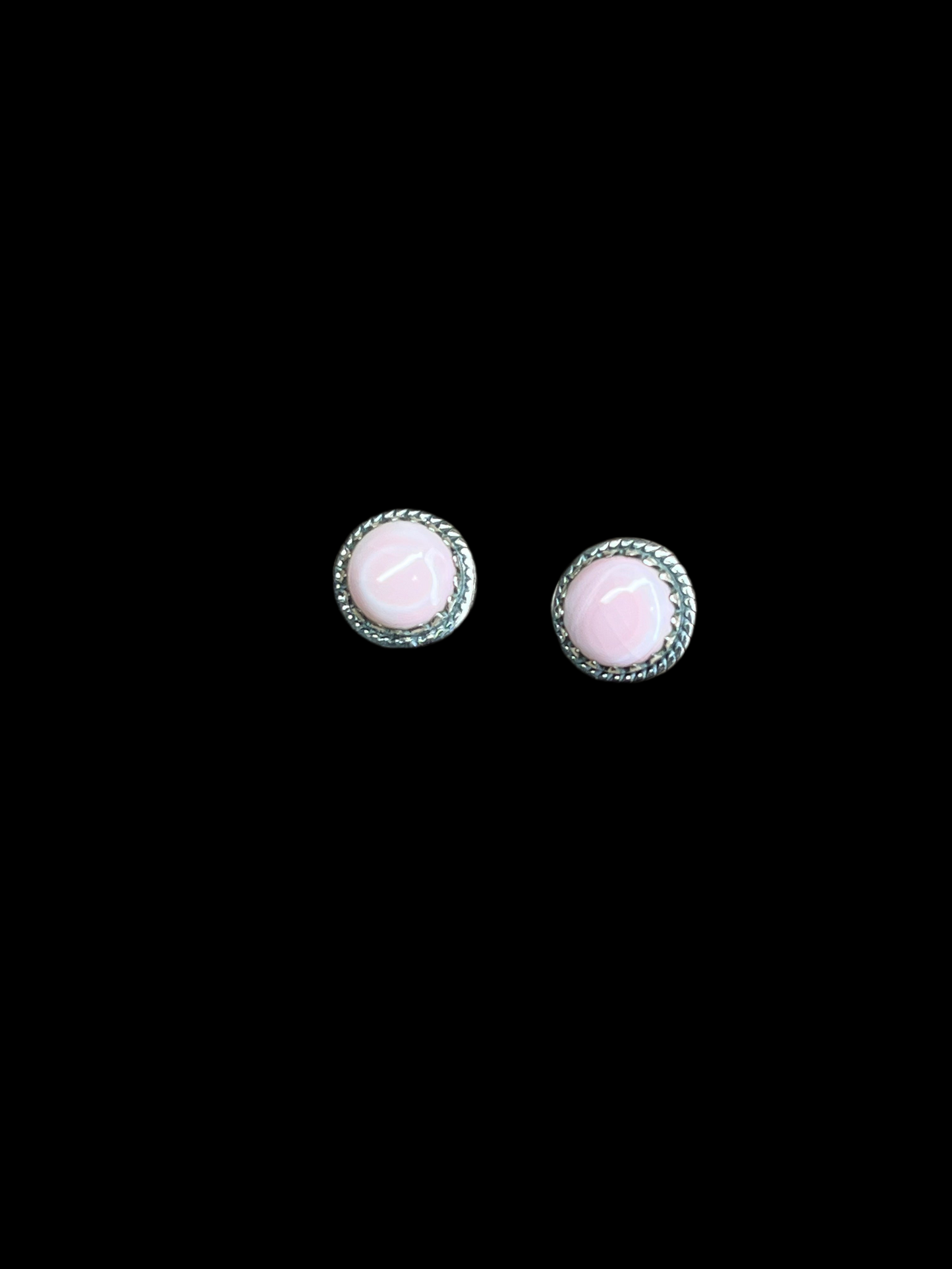 Pink Queen Conch 10mm Round Earrings - Sterling Silver