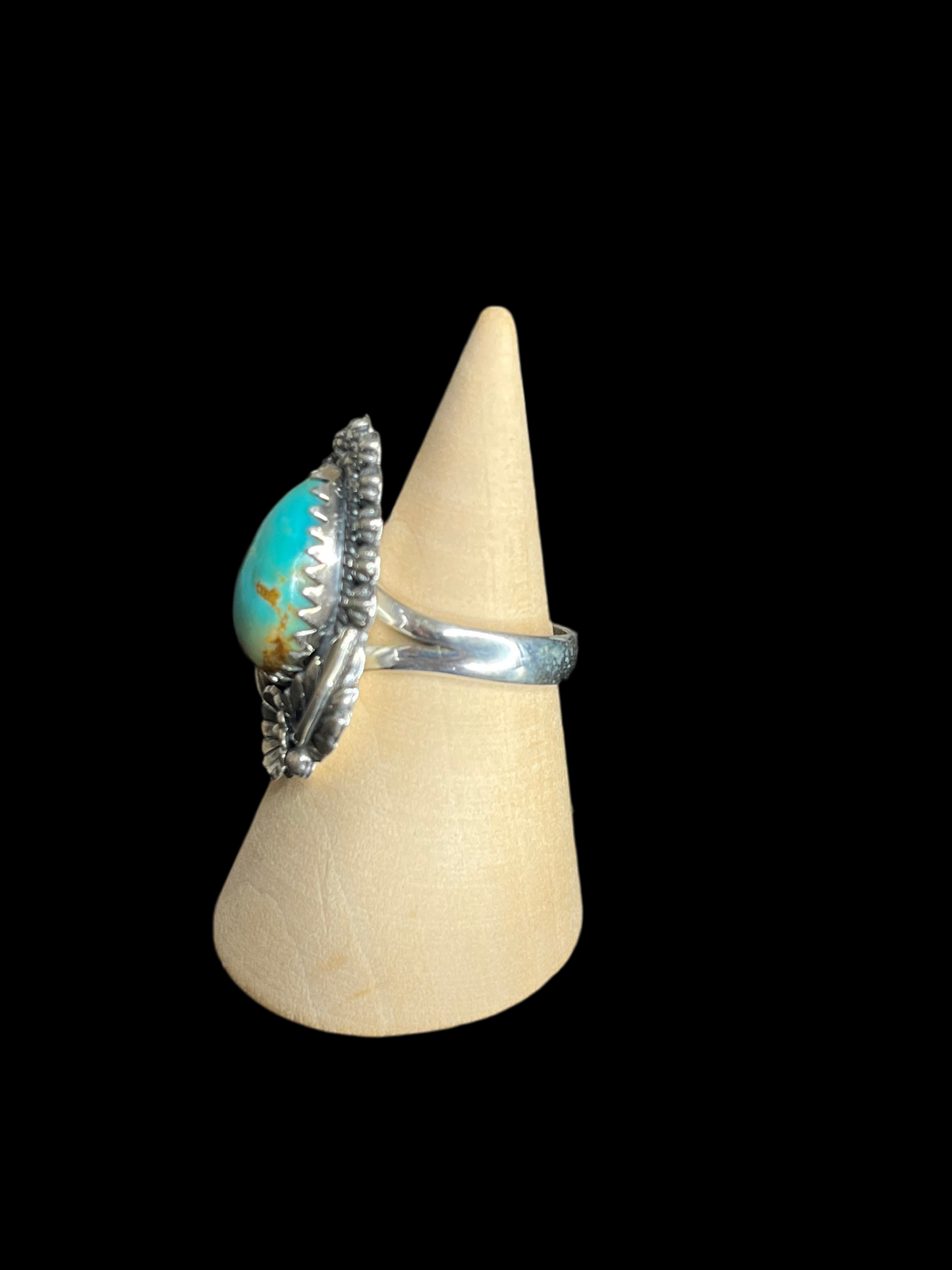 Kingman Turquoise Sterling Silver Ring - size 8