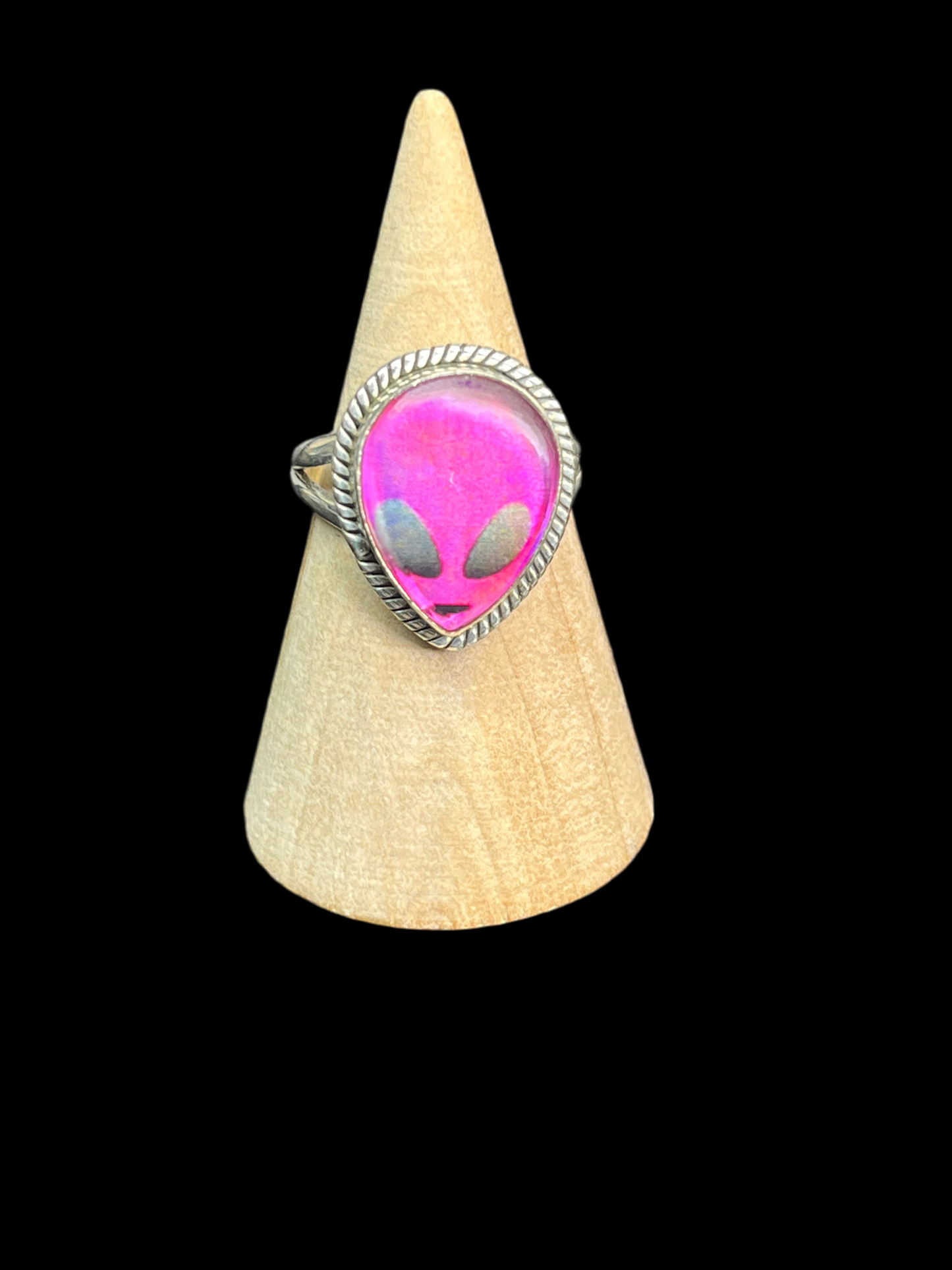 Aurora Opal Alien Ring - size 7