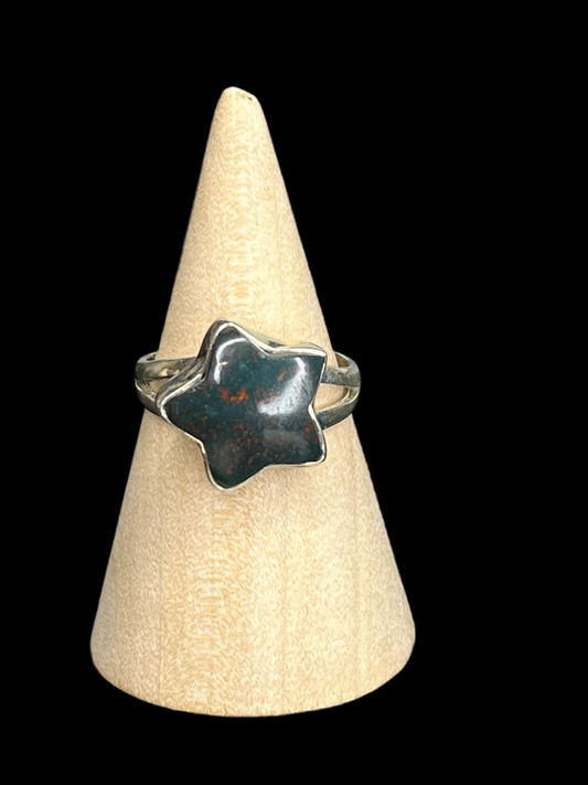 Bloodstone Sterling Silver Star Ring - size 8