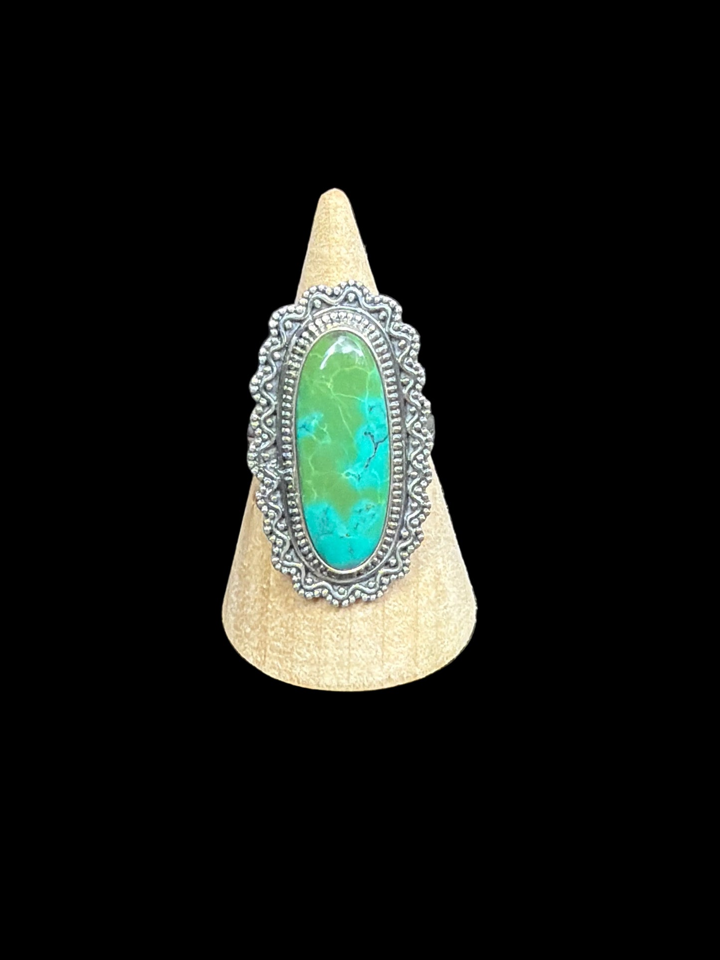 Handcrafted Kingman Turquoise Statement Ring - size 9