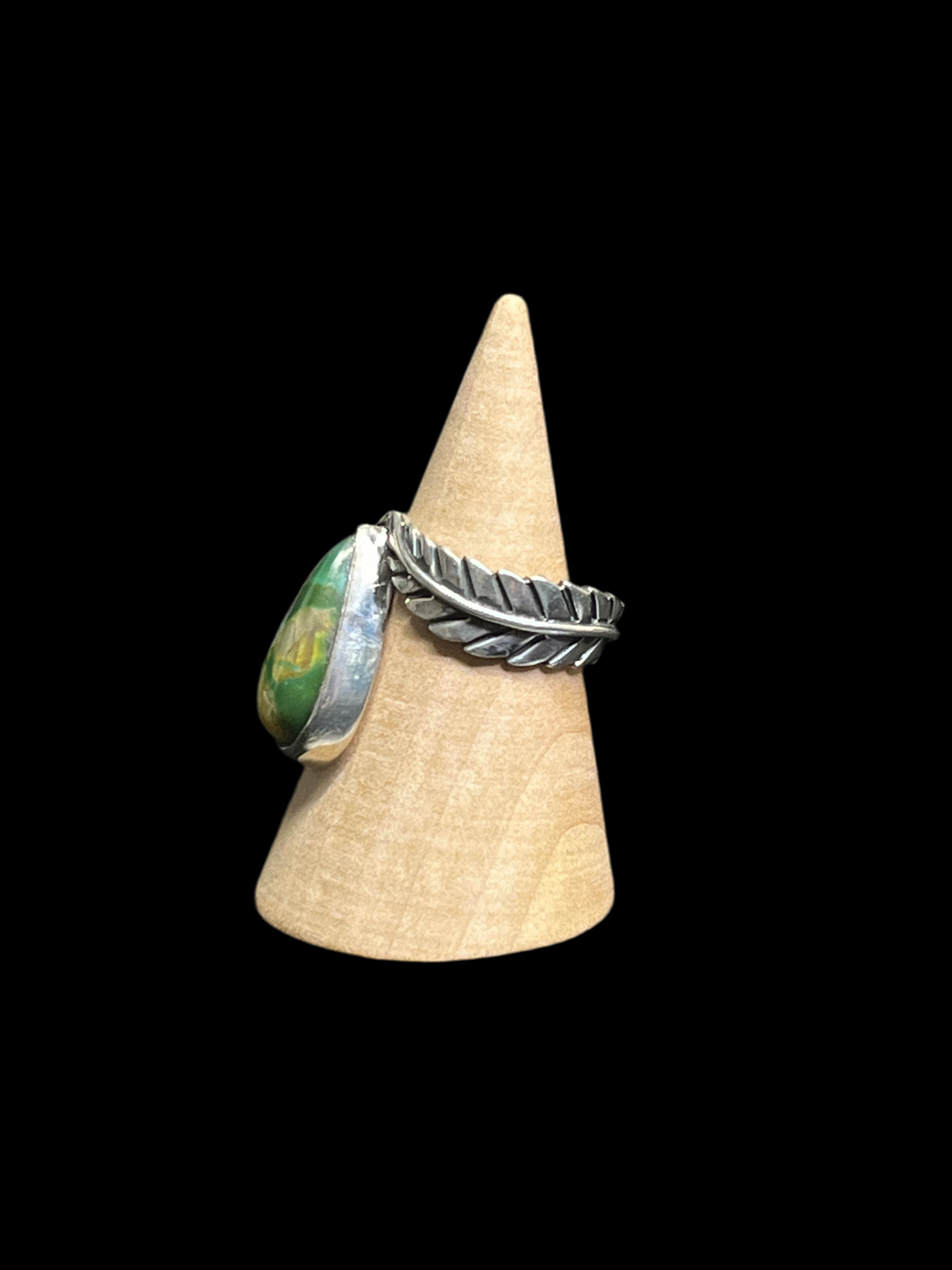 Handcrafted Kingman Turquoise Ring - size 8