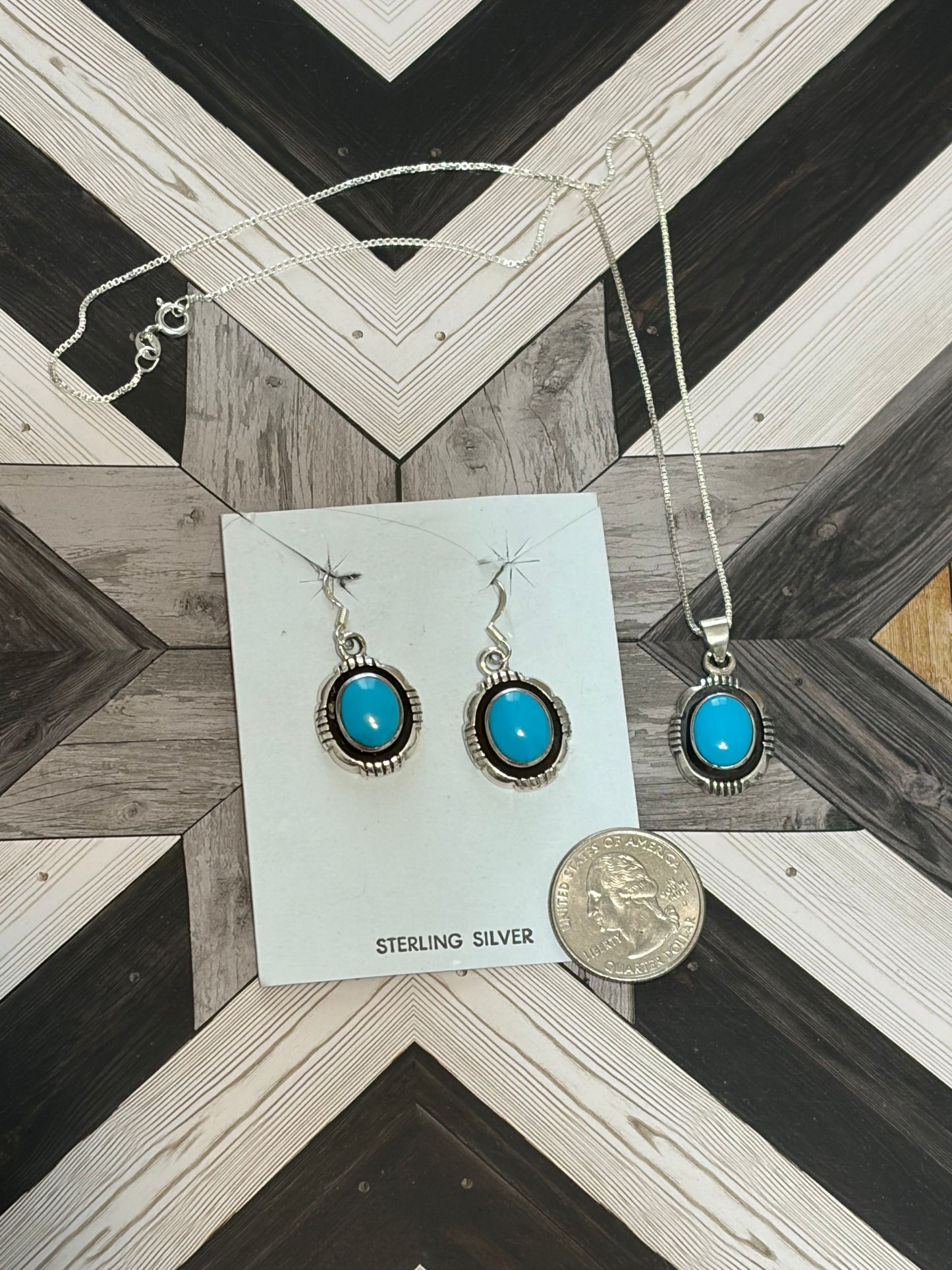 Turquoise Necklace & Earrings Set