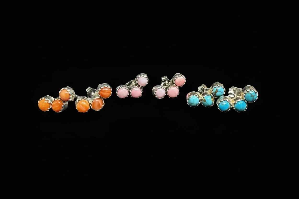 Zuni - Janice Spencer - 3 stone earrings
