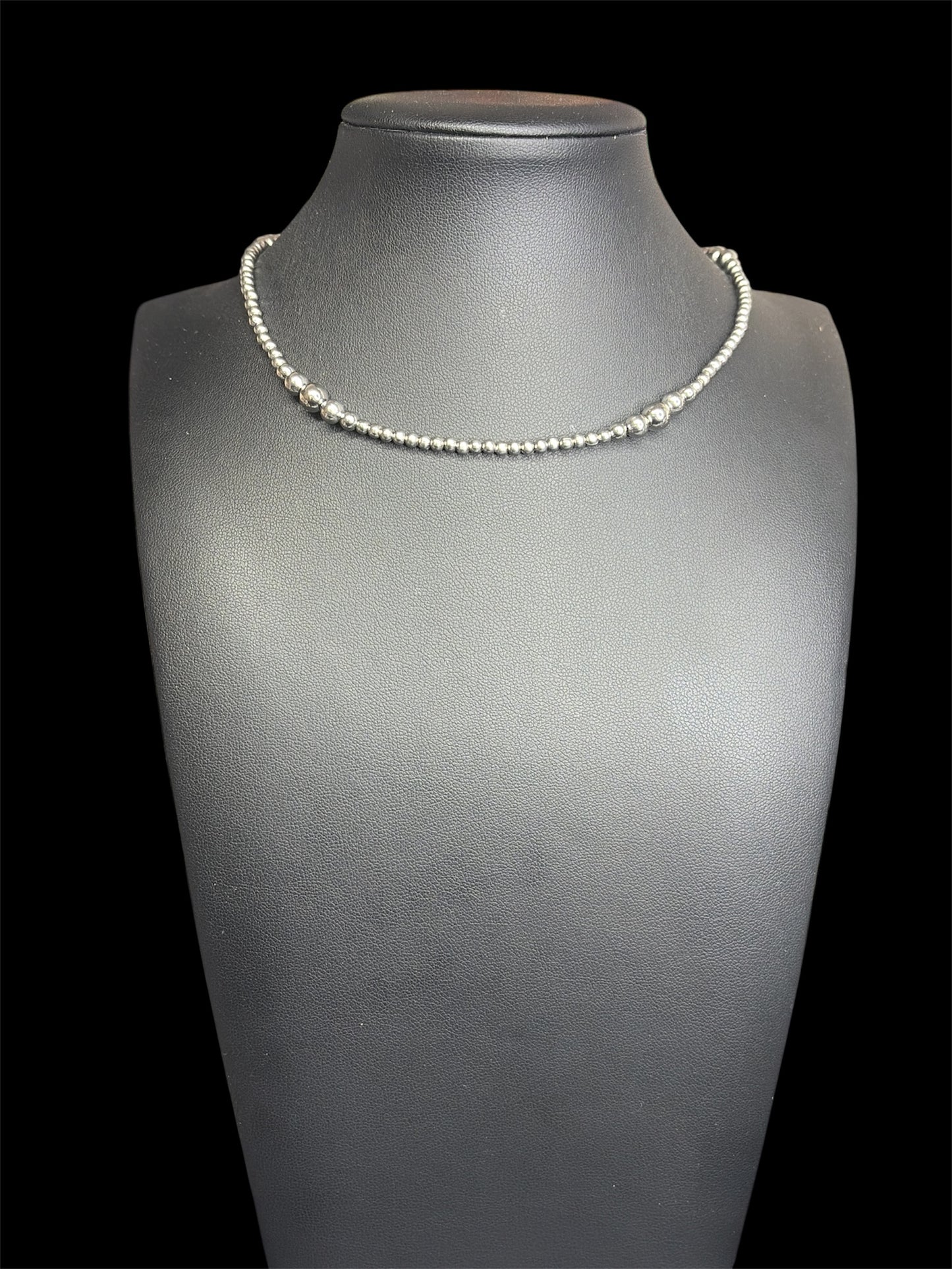 Desert Steel Graduated Choker Necklace (3mm-6mm)