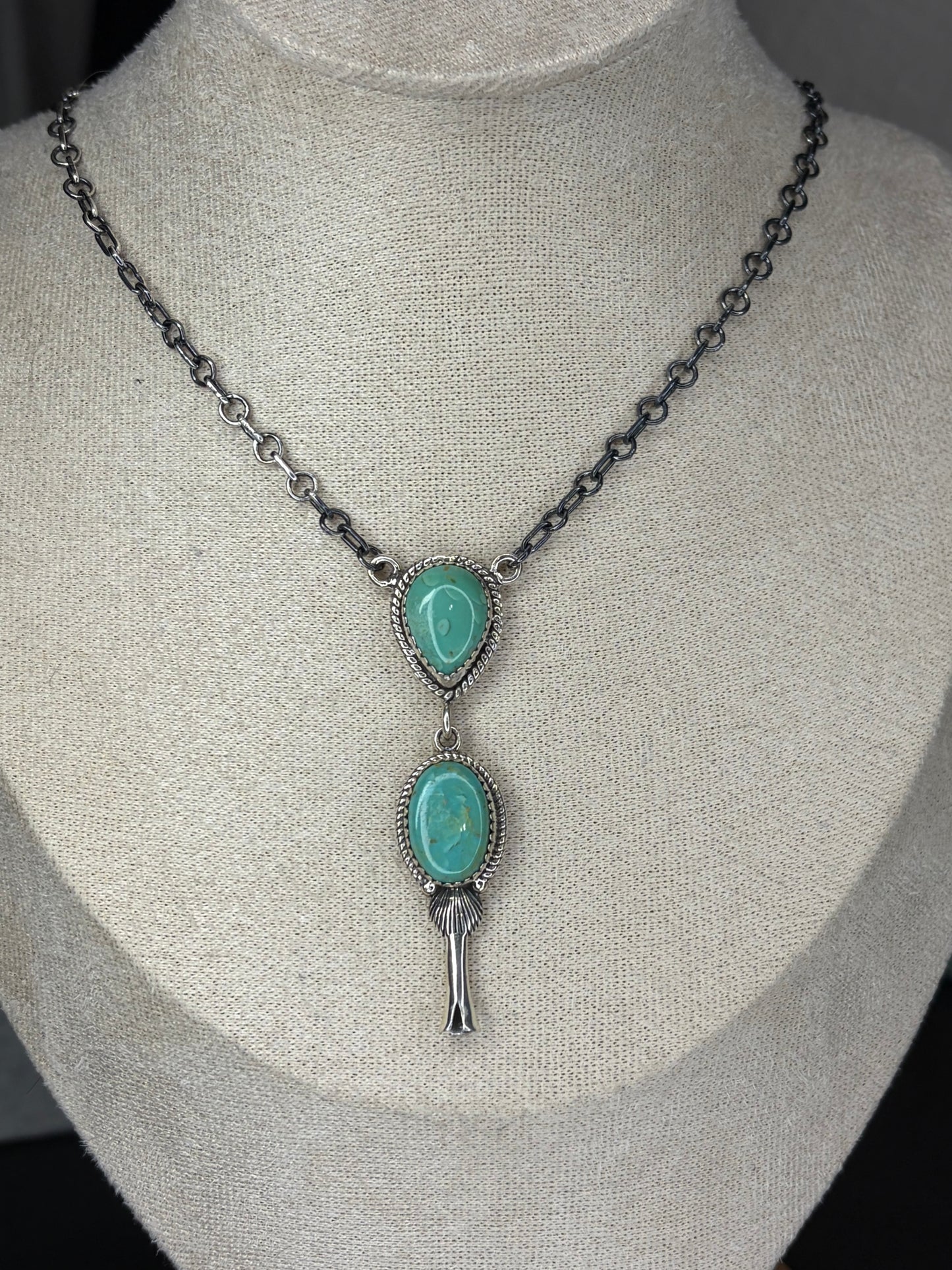 Double Compressed Kingman Turquoise Stone Necklace With Blossom