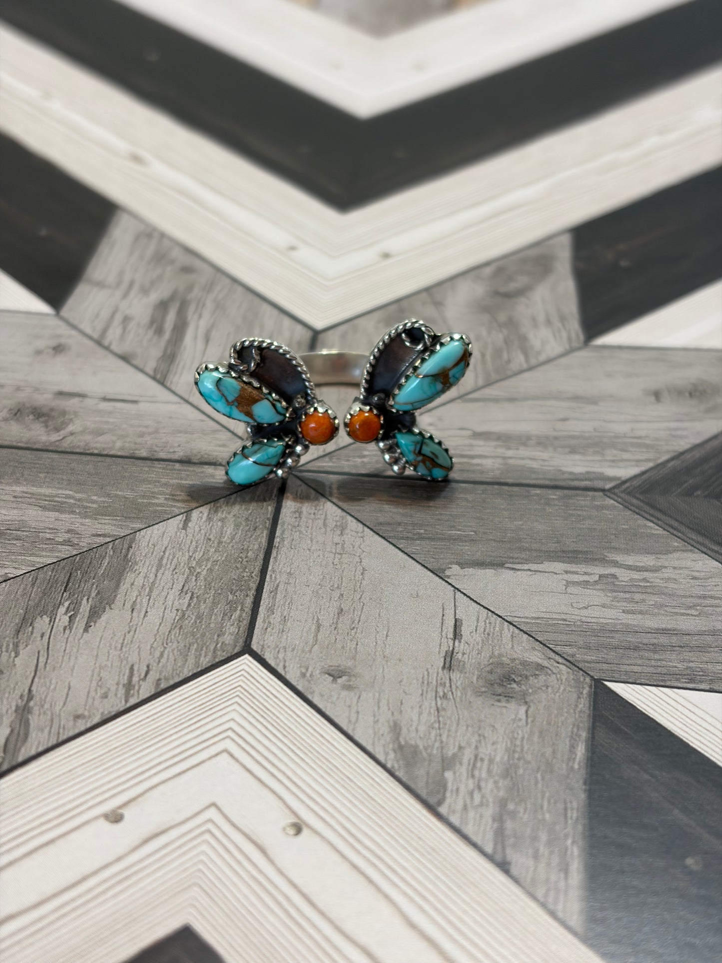 Mint Dahlia & Orange Mojave Floater Ring - size 8+