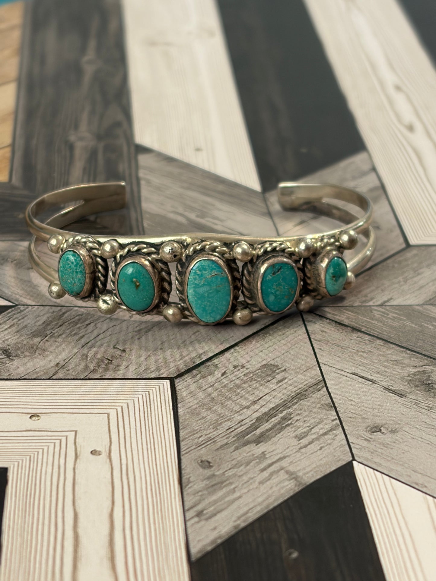 VTG - Native American - Turquoise Cuff Bracelet