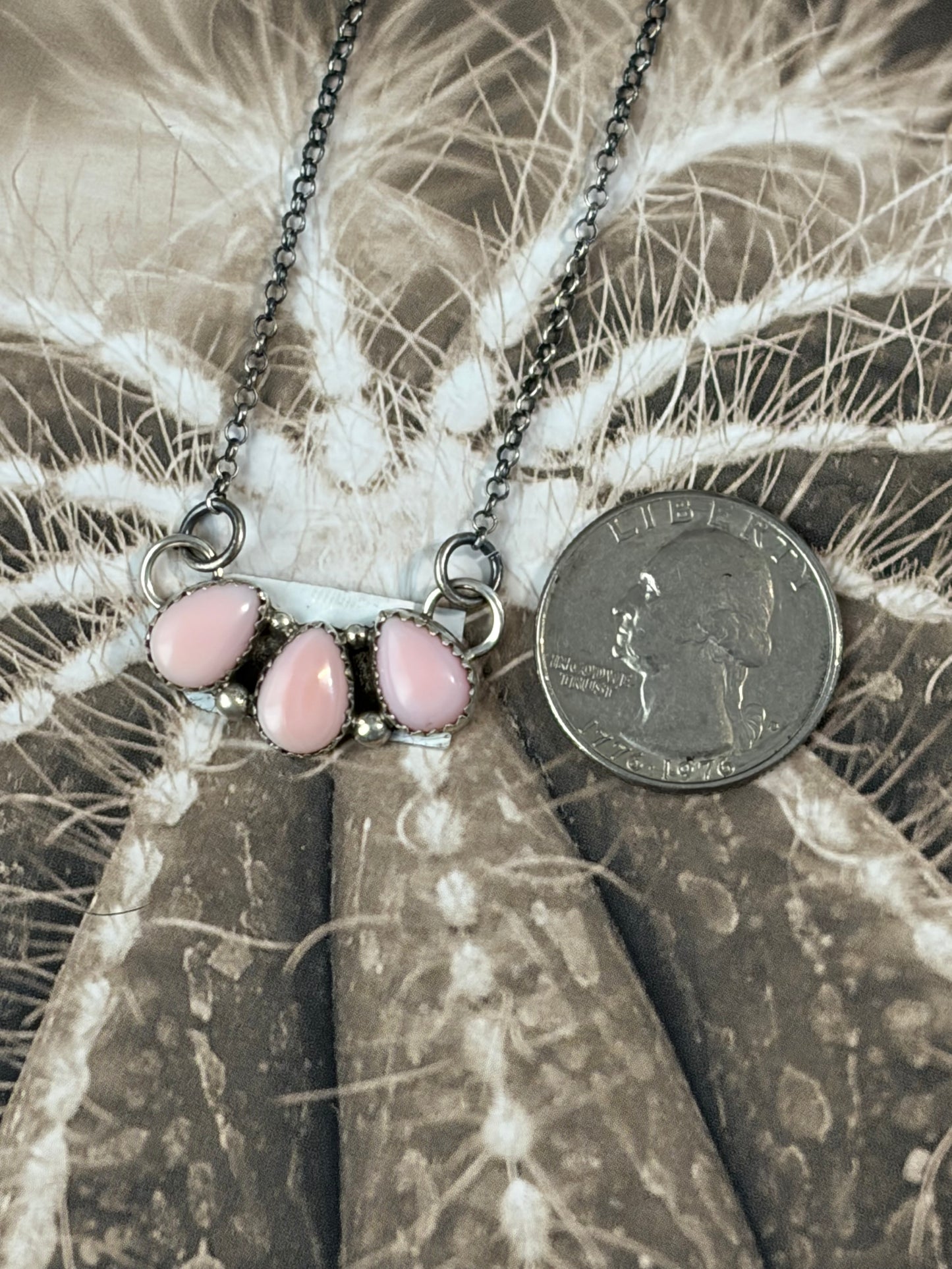 Navajo - Myra Benally - Pink Conch Bar Necklace