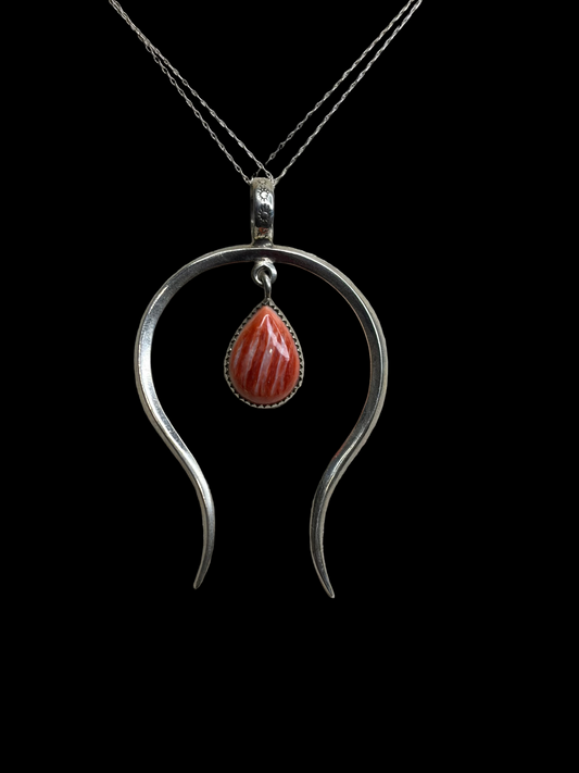 Red Spiny Oyster Naja Pendant